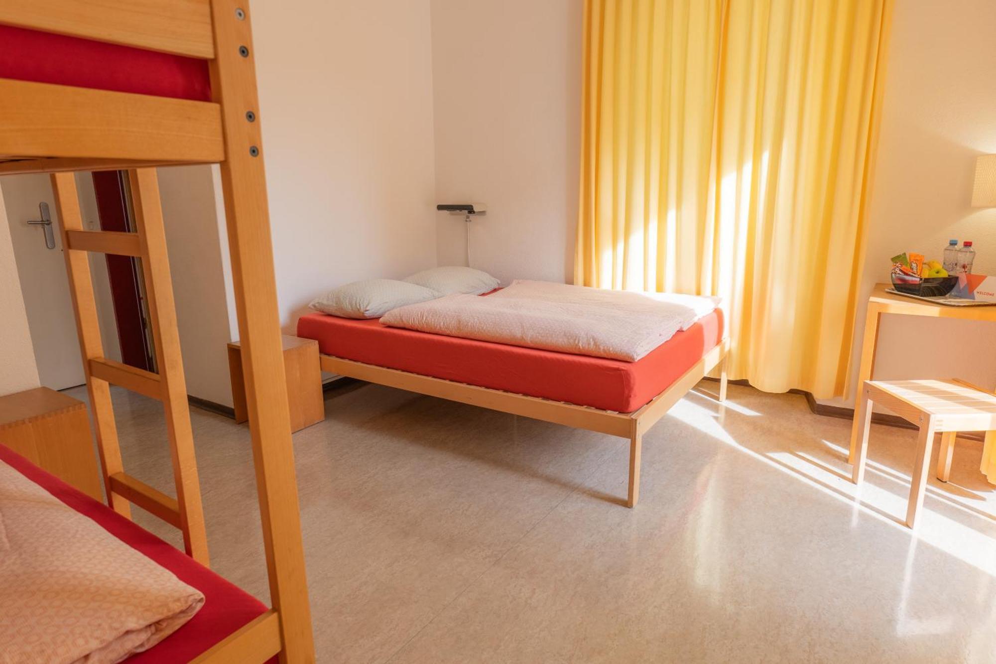 Locarno Youth Hostel מראה חיצוני תמונה