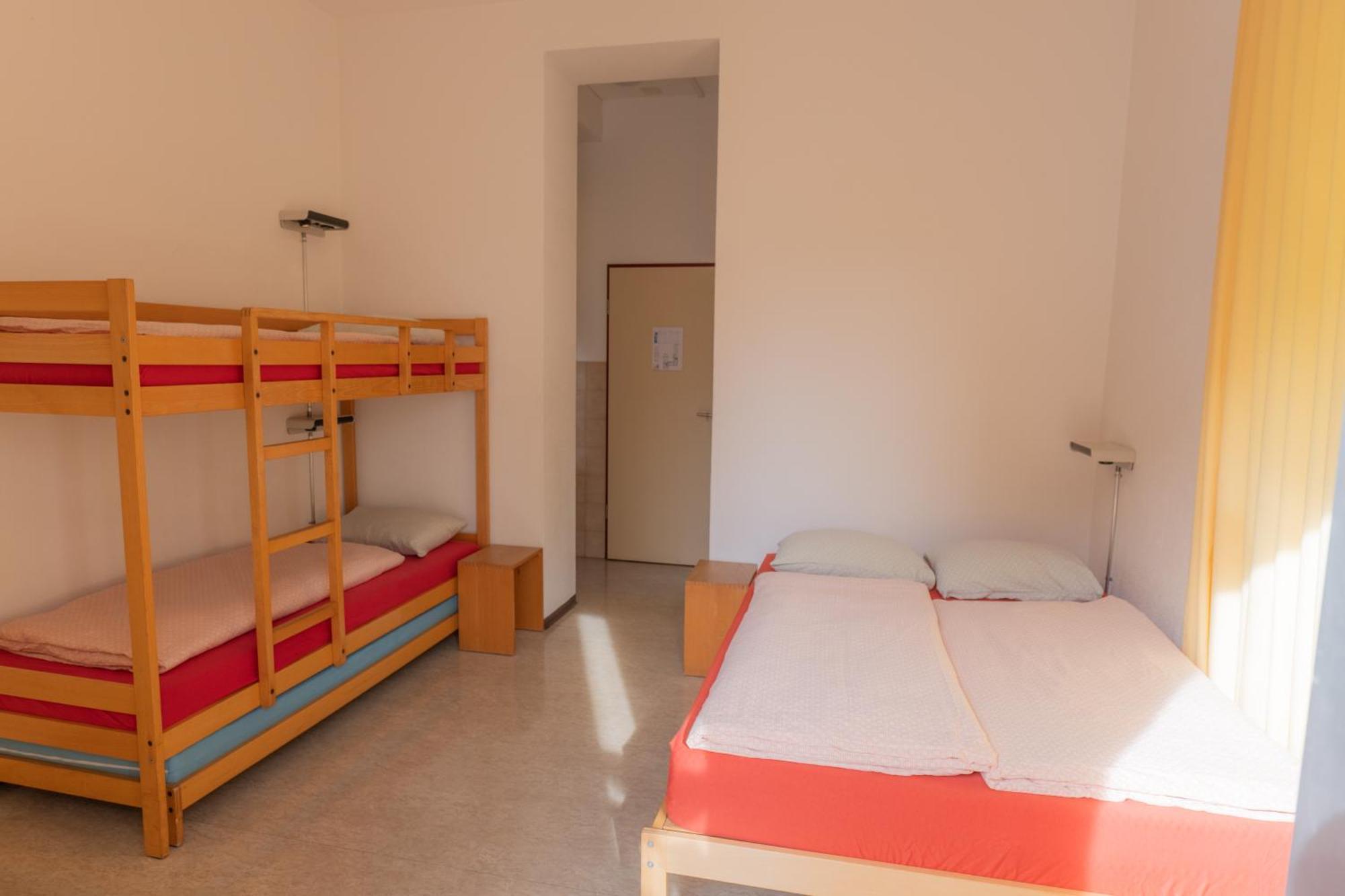Locarno Youth Hostel מראה חיצוני תמונה