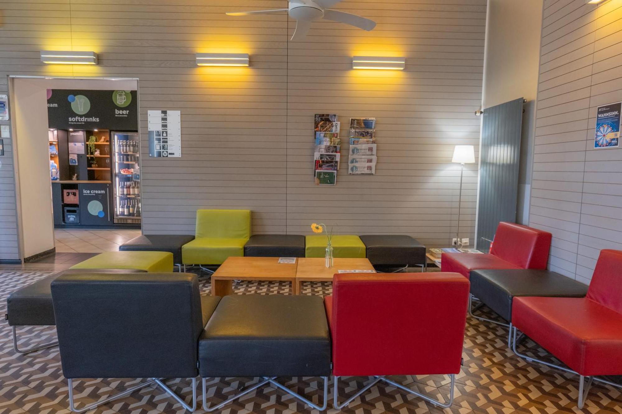 Locarno Youth Hostel מראה חיצוני תמונה